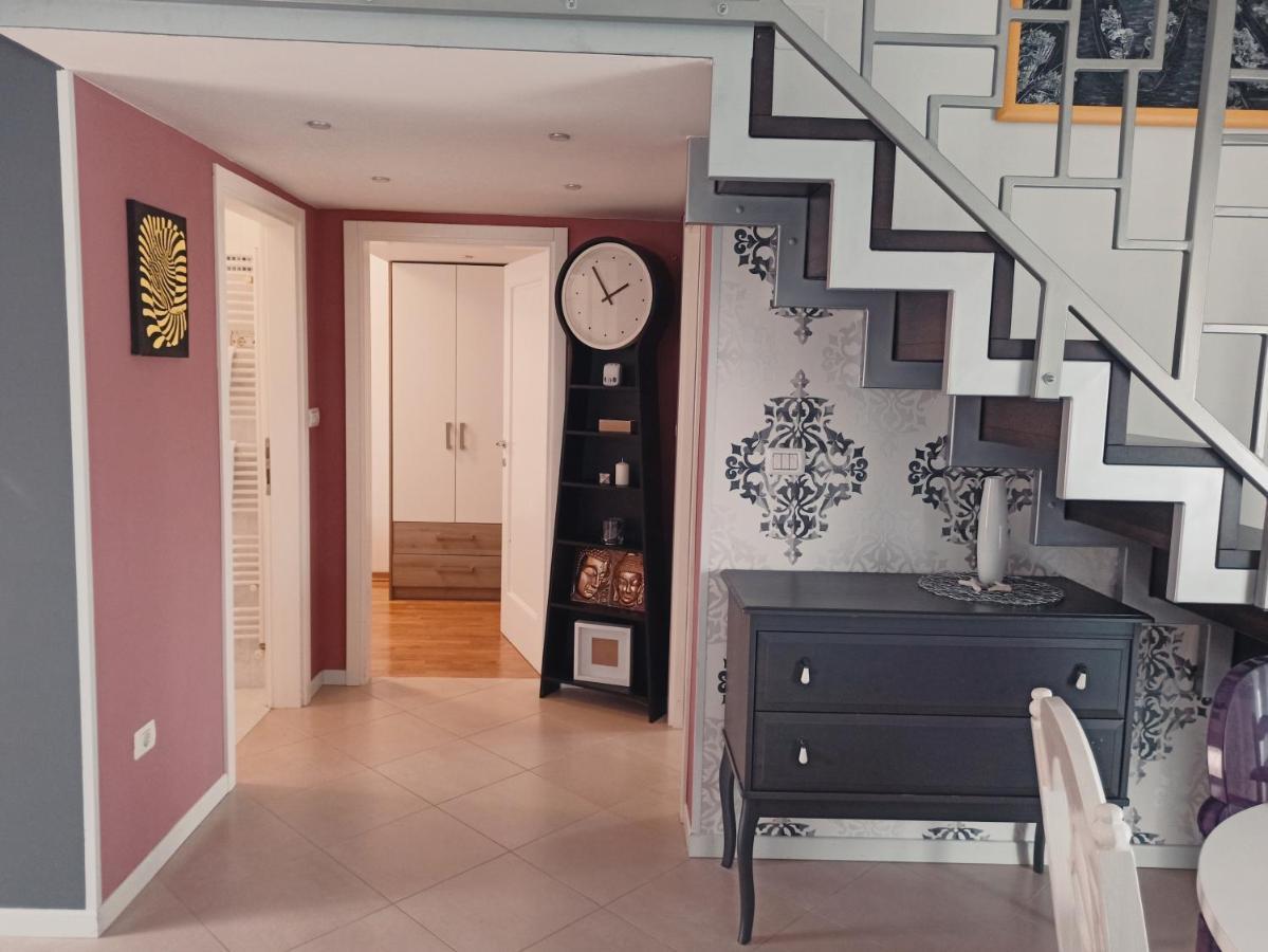Apartment Gaia ウマグ エクステリア 写真